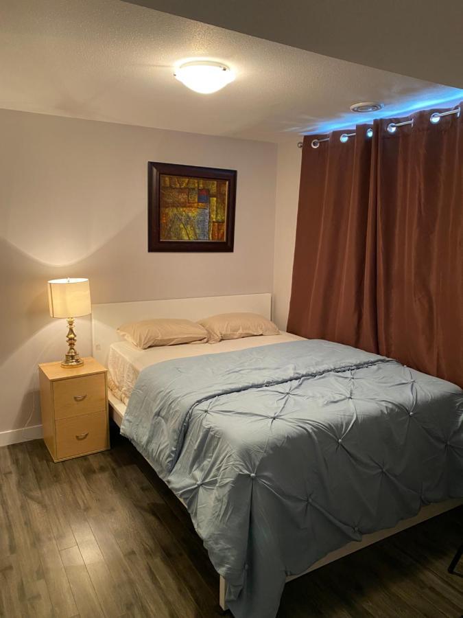 A Cozy 1 Bedroom Suit Saskatoon Zewnętrze zdjęcie