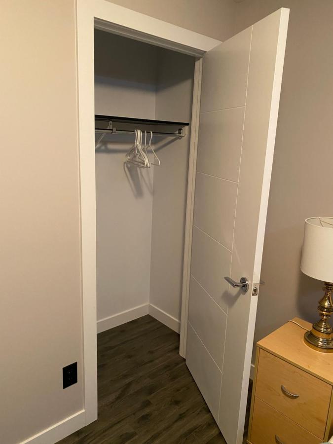 A Cozy 1 Bedroom Suit Saskatoon Zewnętrze zdjęcie